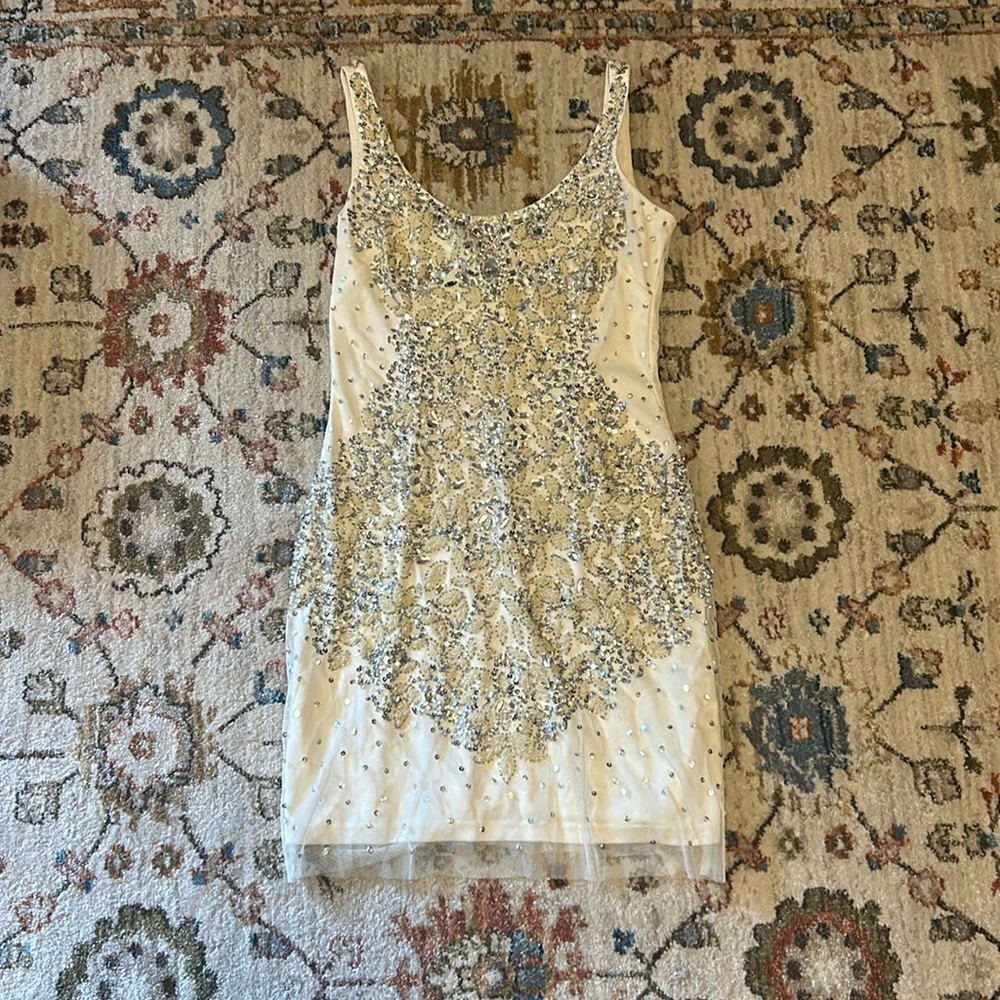 Adrianna Papell 
Cream color with crystals, beads!! 
Size US 6